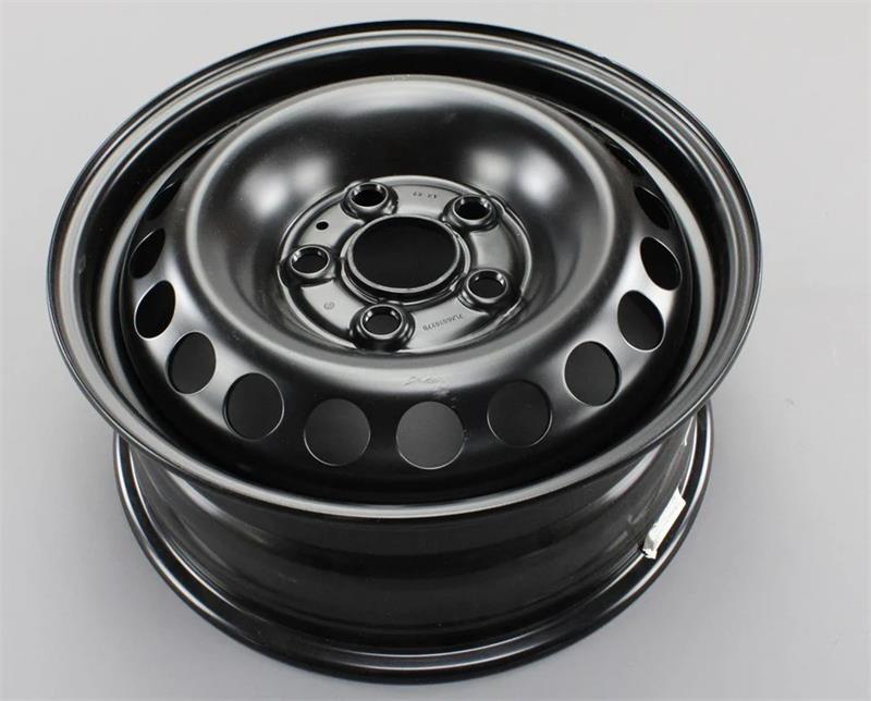OE Volkswagen 7LA601027B1OR Black J6.5 R16 5X120 ET51 CB65.1
